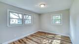 1009 Massachusetts - Photo 21