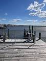 930 Bay - Photo 38