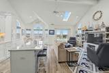 310 Roosevelt - Photo 10