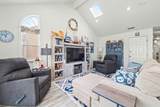 310 Roosevelt - Photo 6