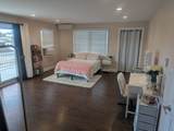230 S. Green - Photo 32