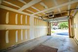 669 Chancery - Photo 38
