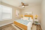 928 Bay - Photo 18