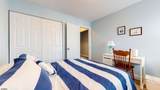 930 Bay - Photo 25