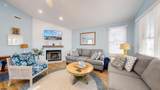 930 Bay - Photo 9