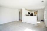 669 Chancery - Photo 14