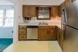 209 Berkshire - Photo 17