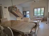 18 Macdonald - Photo 6