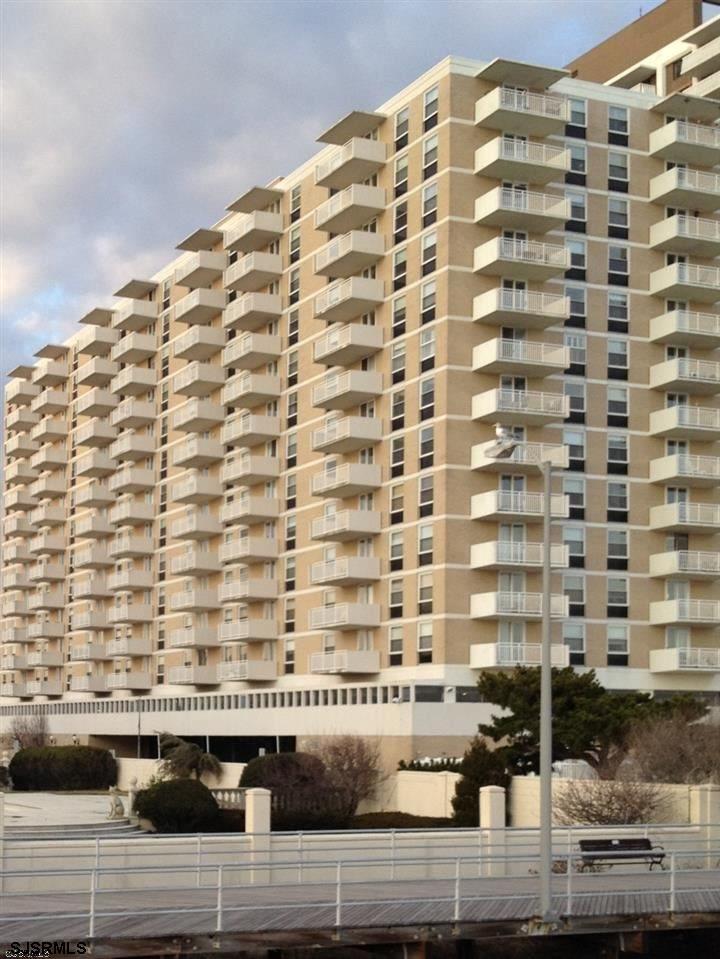 101 Plaza Place - Photo 1