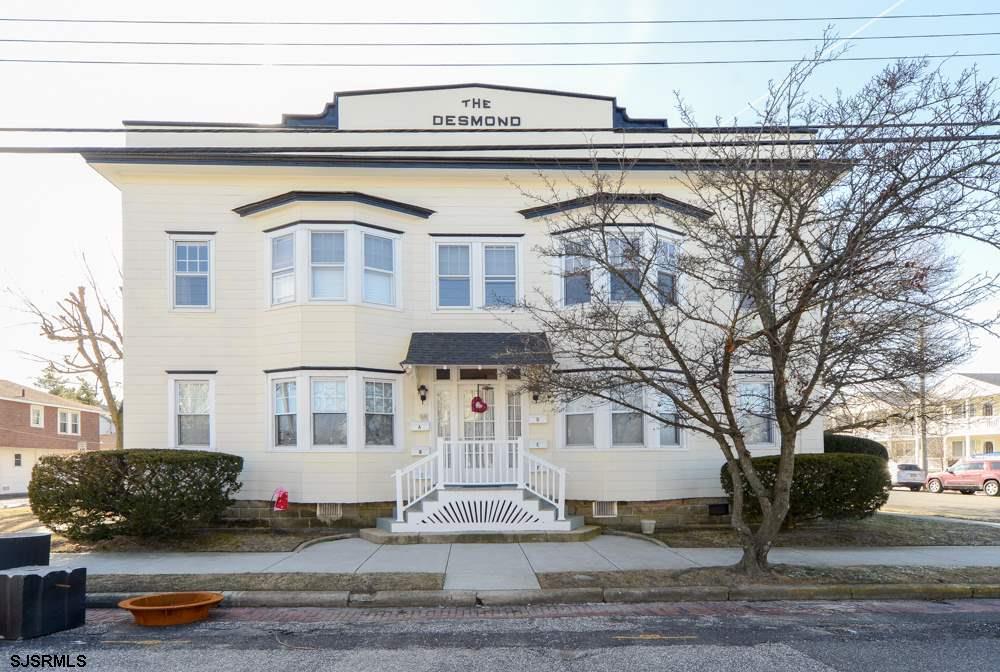 400 1st St - Photo 1
