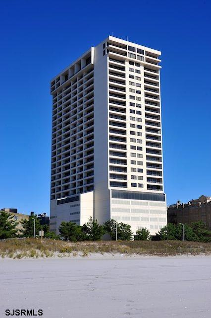 3851 Boardwalk - Photo 1
