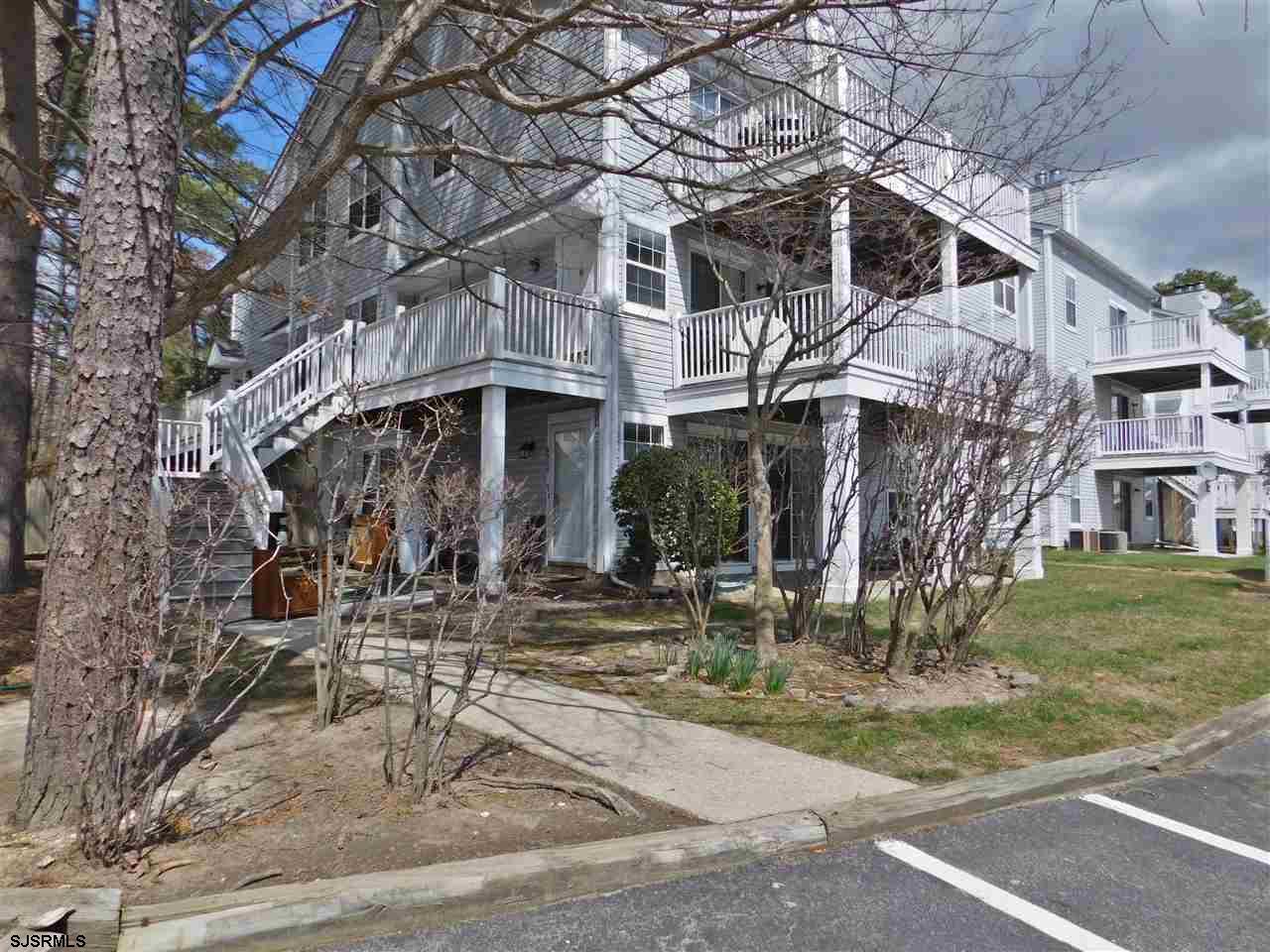 4925 Winterbury - Photo 1