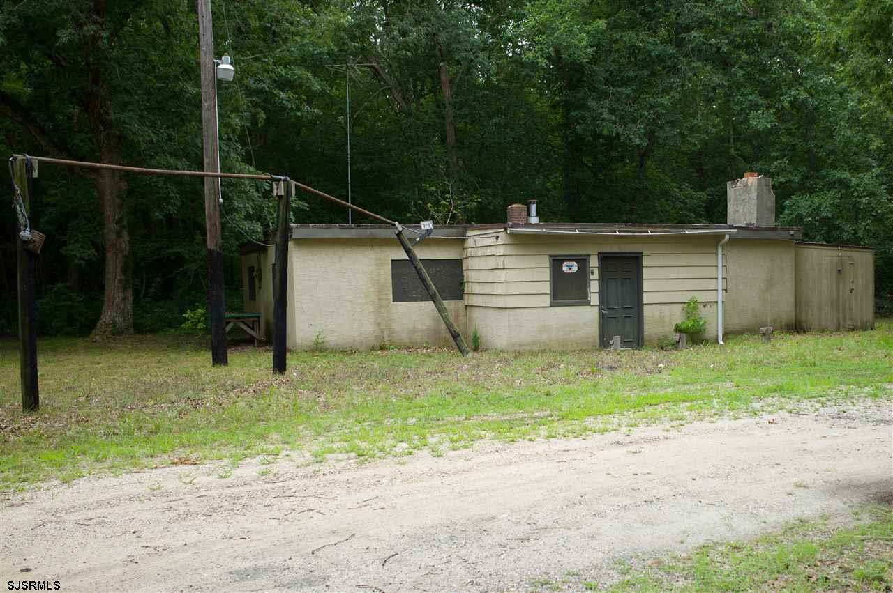 5570 Atlantic - Photo 1