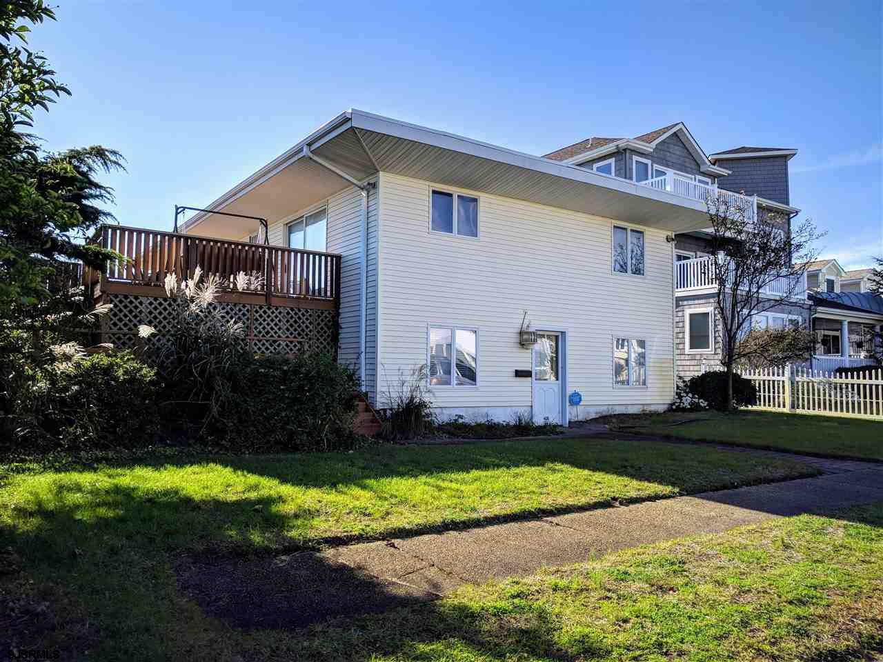 406 31st St S - Photo 1