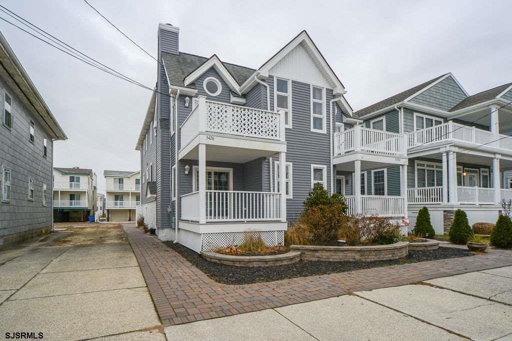 5426 Central - Photo 1