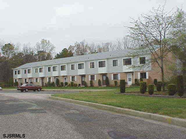 6105 Hoover - Photo 1