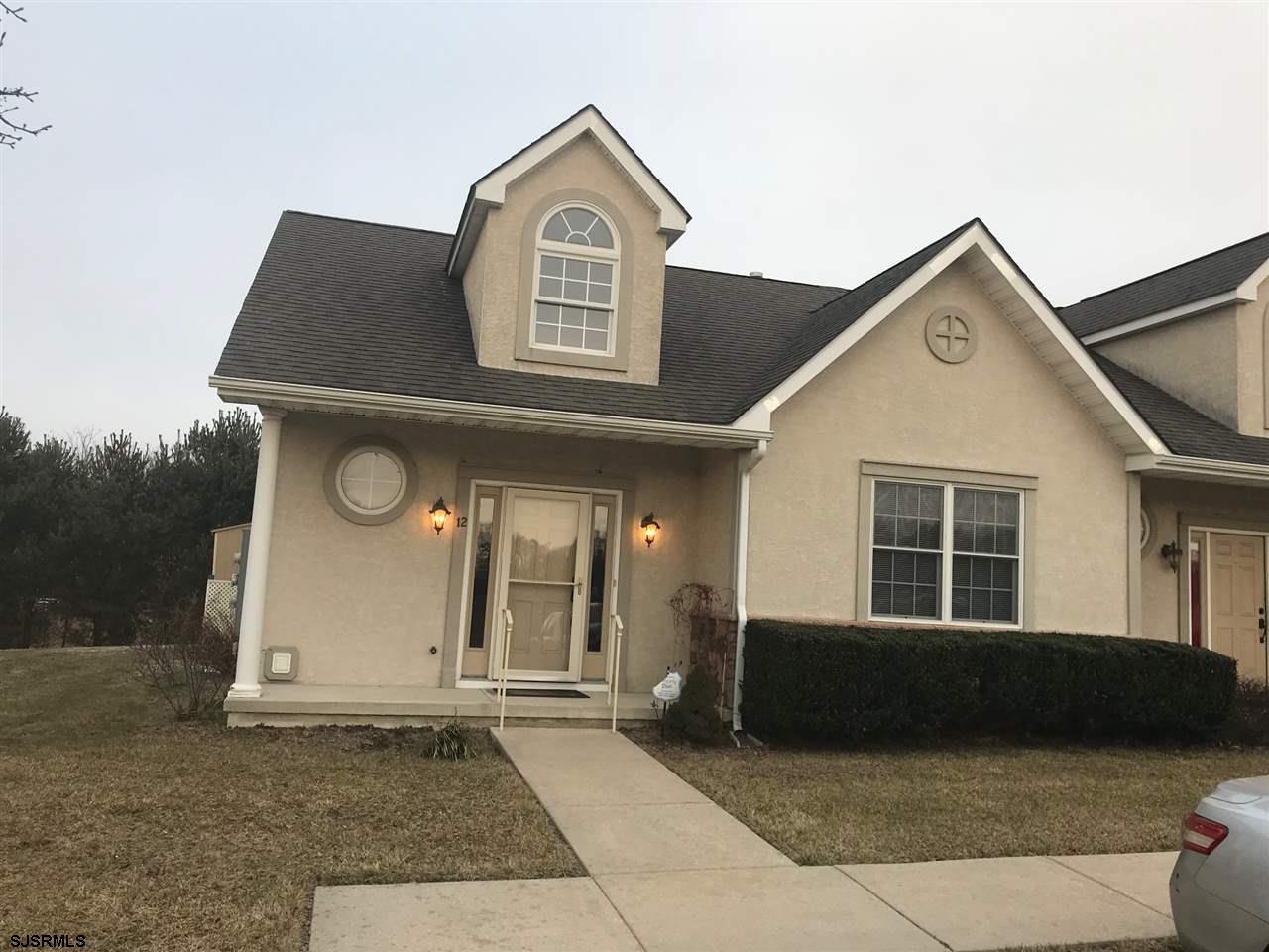 12 Holly Hills - Photo 1