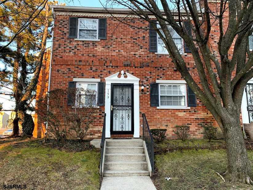 159 New Jersey Ave - Photo 1
