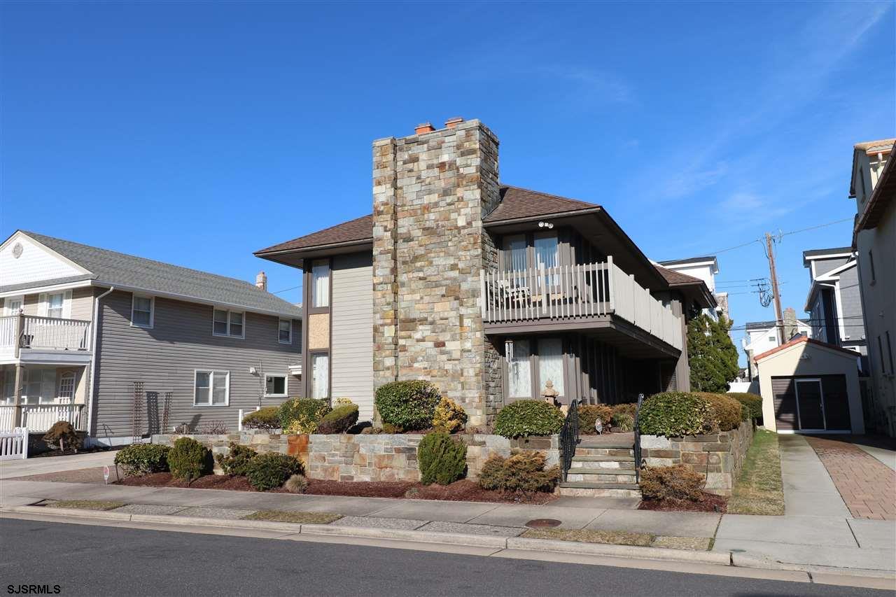 109 Rumson - Photo 1