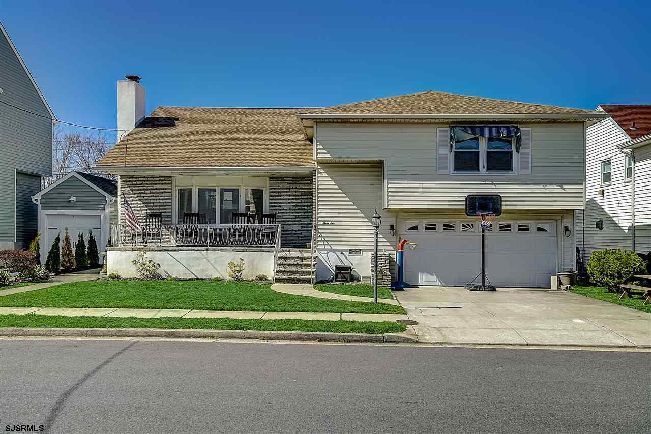 310 Clermont - Photo 1