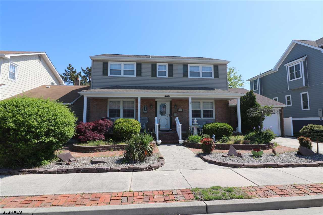 305 Lancaster - Photo 1