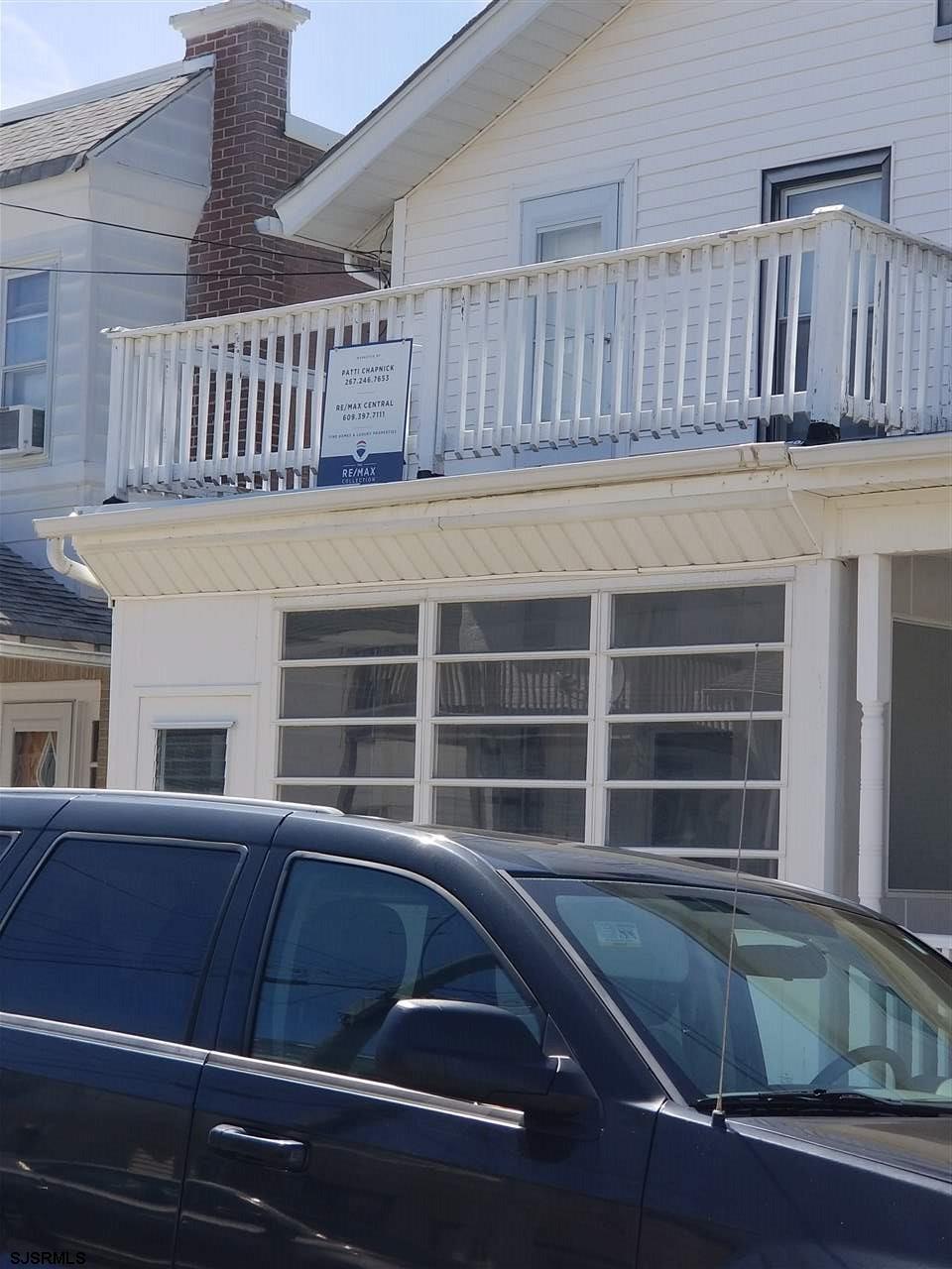 128 Harvard Ave - Photo 1