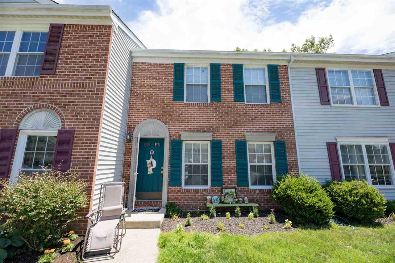 12 Seneca - Photo 1