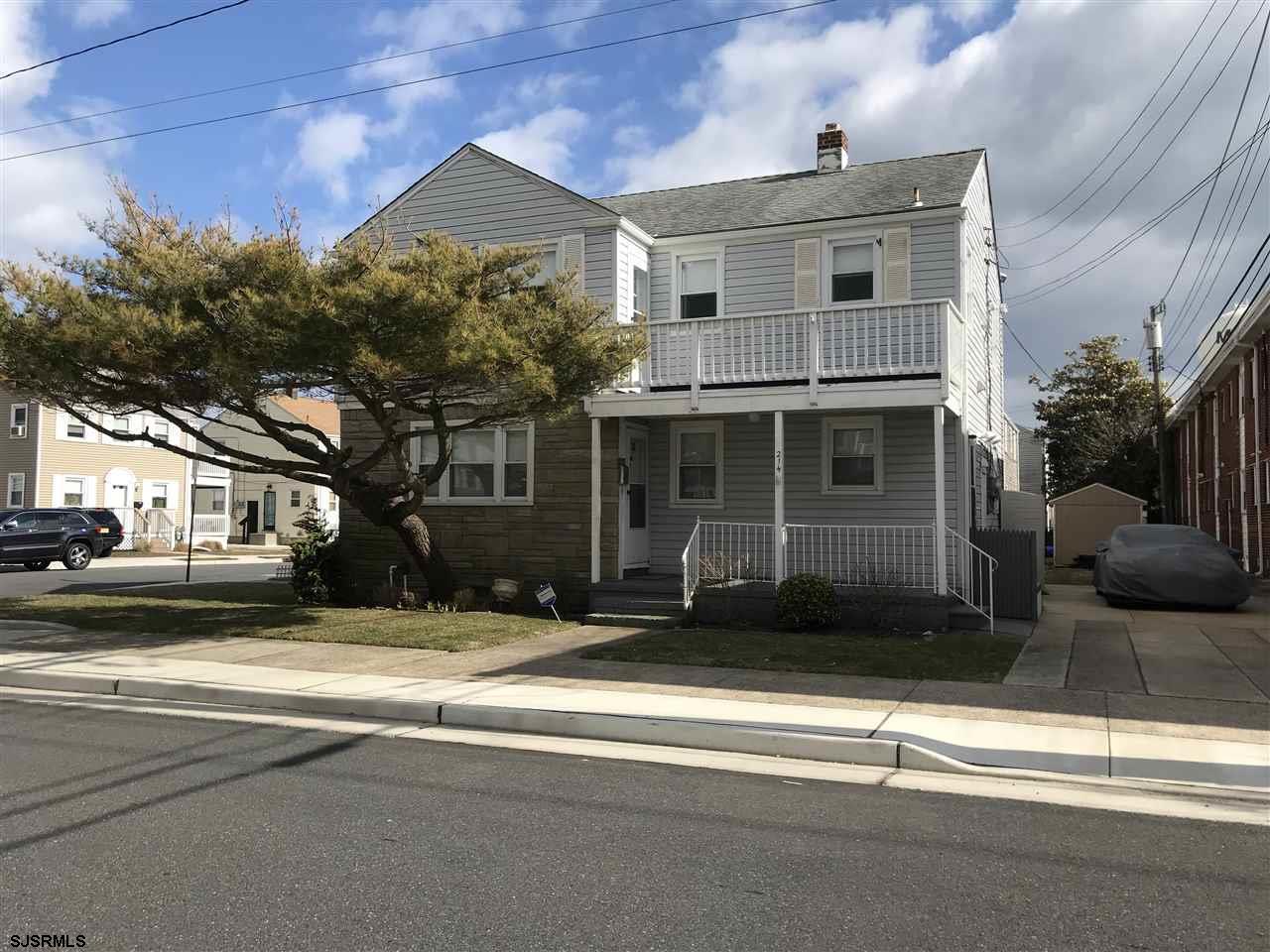 214 Harding - Photo 1
