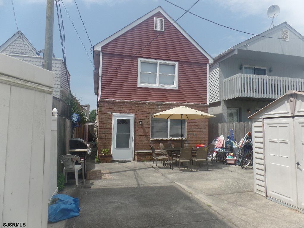 12 Adams - Photo 1