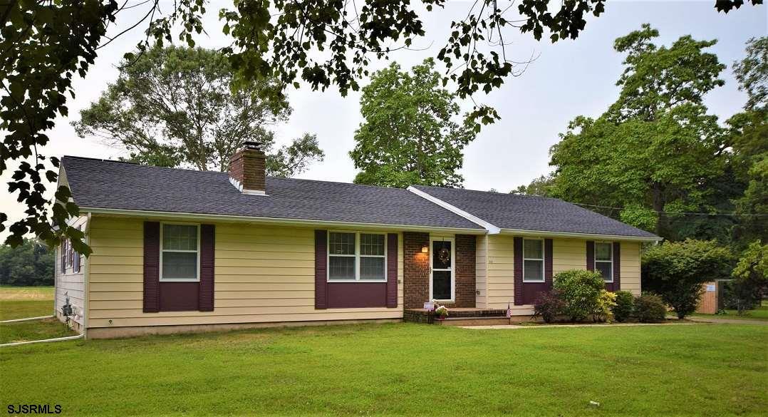 561 Forest Grove - Photo 1