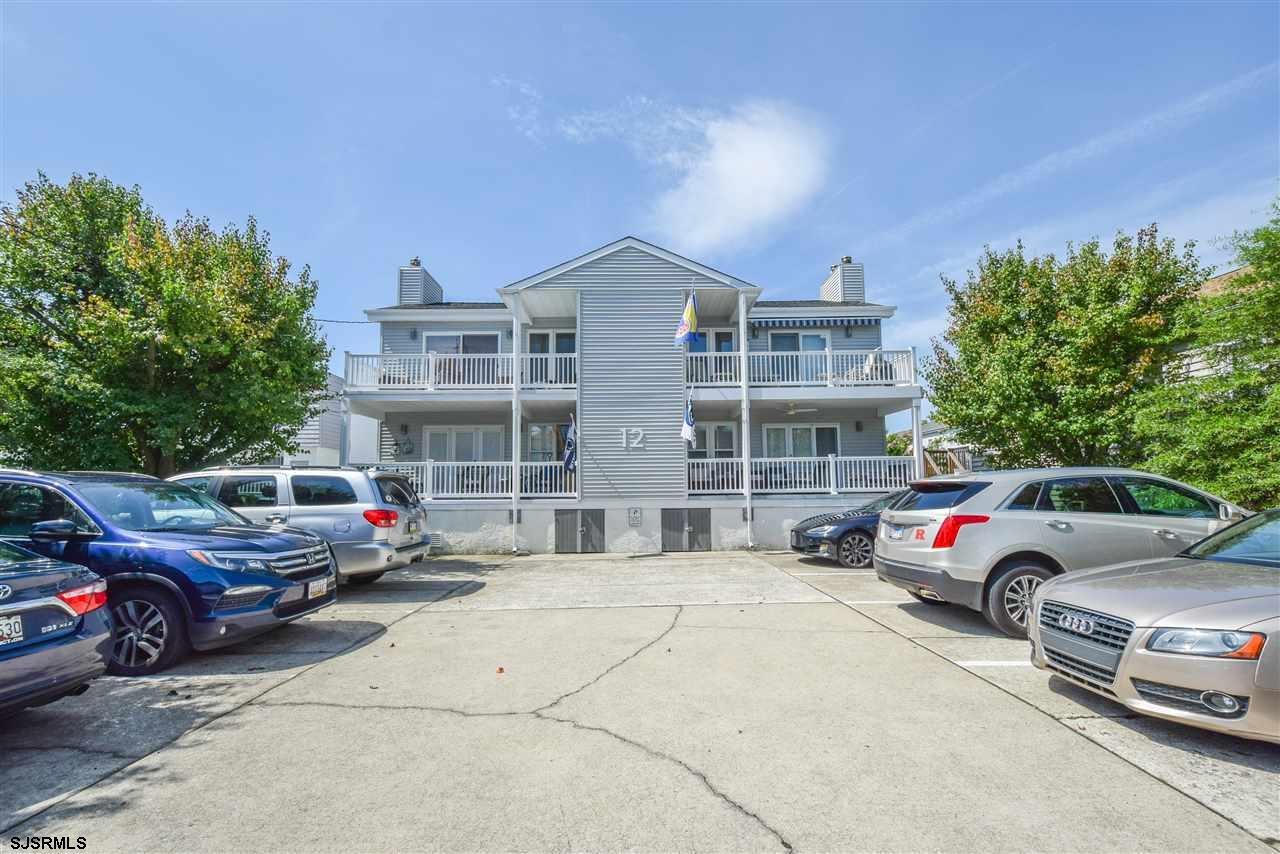 12 Jefferson - Photo 1