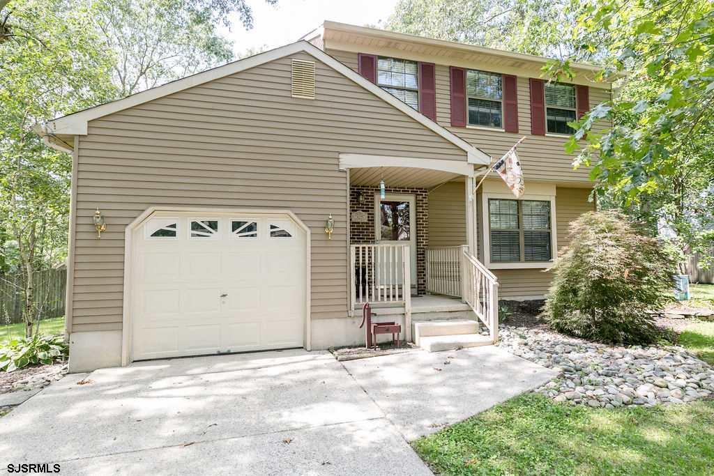 325 Vine - Photo 1