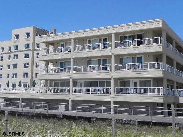 6100 Boardwalk - Photo 1