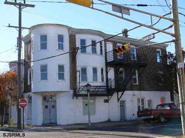 2400 Fairmount - Photo 1