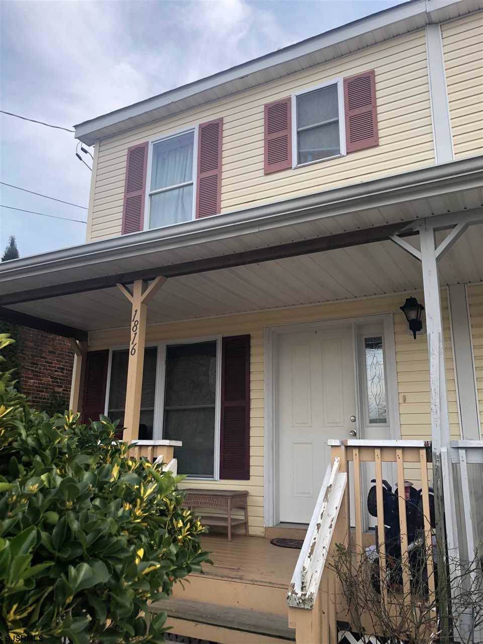1816 Ontario Ave - Photo 1
