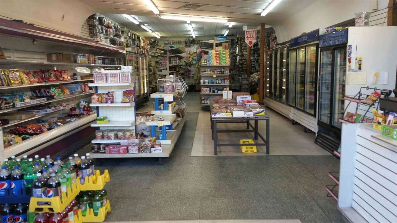 1410 Atlantic - Photo 1