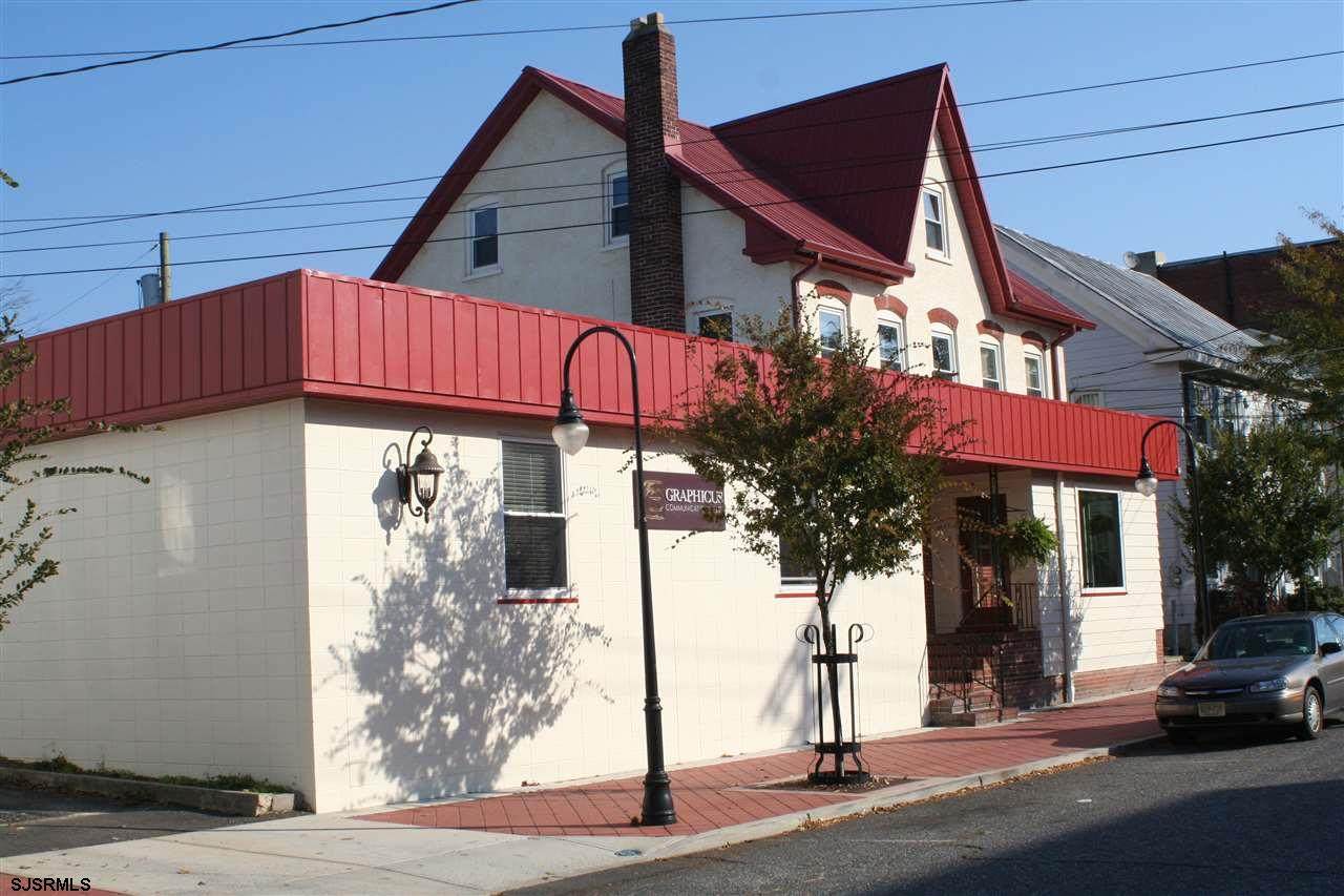 16 Pine St - Photo 1