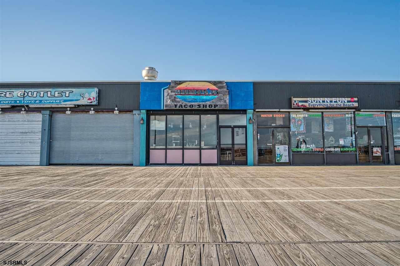 1214 Boardwalk - Photo 1