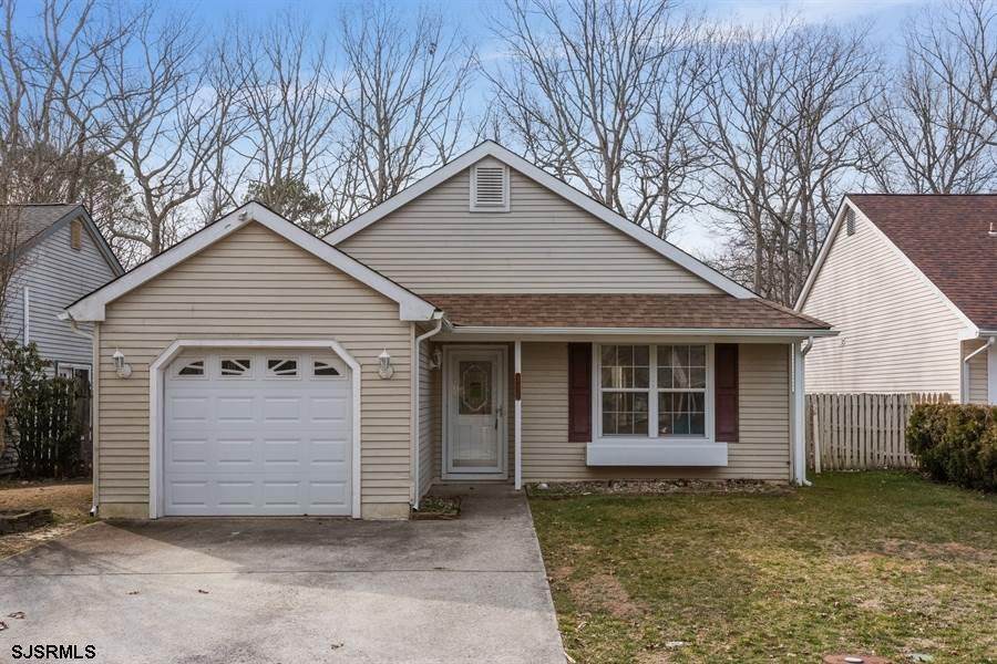 706 Eagle Point - Photo 1