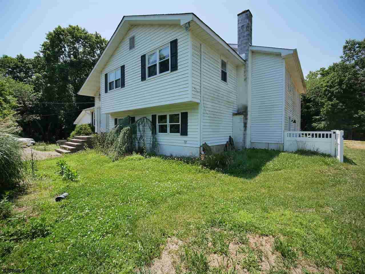 531 10th - Photo 1