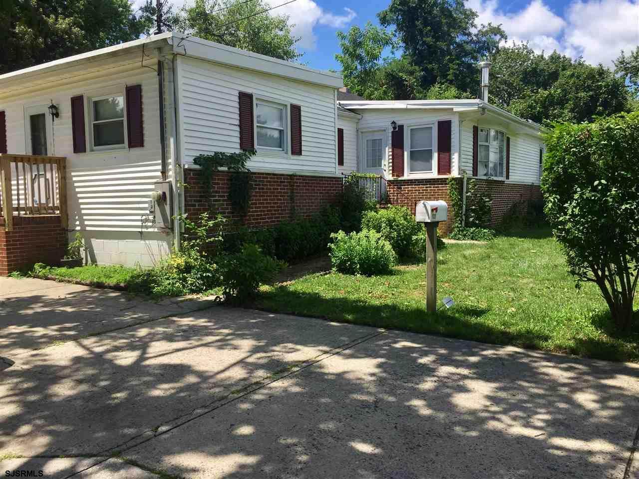 1626 Zion - Photo 1