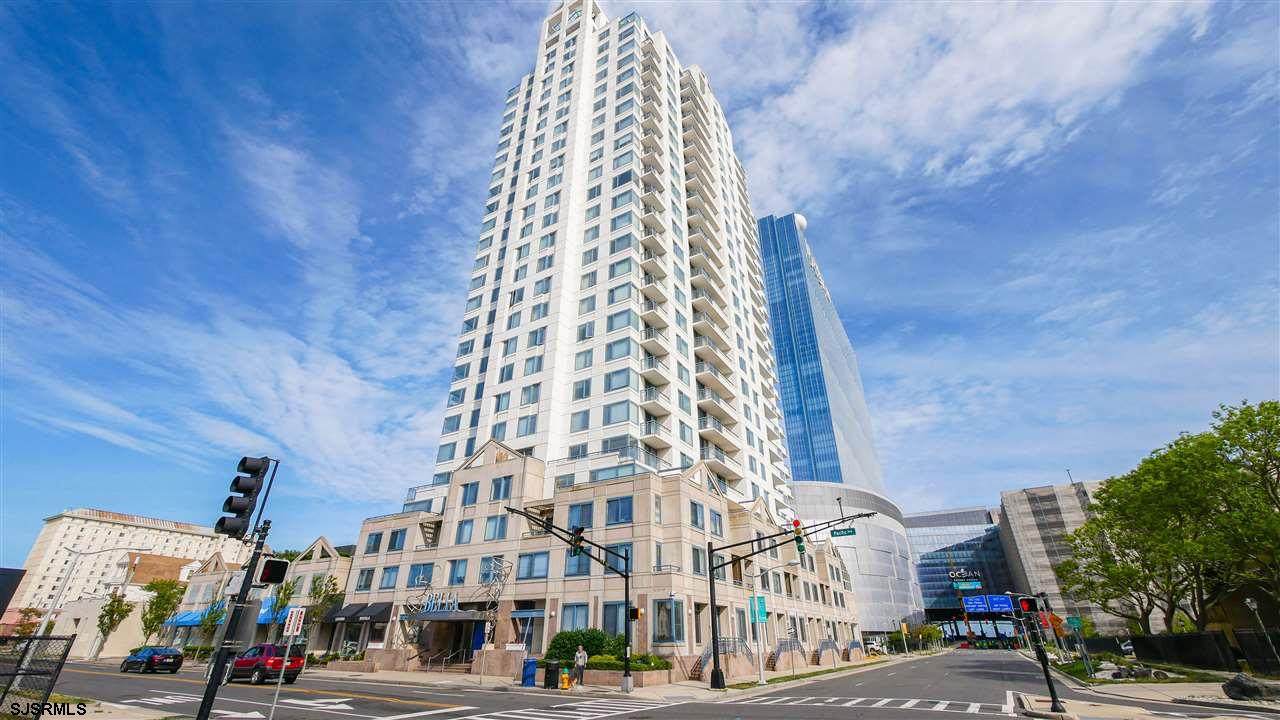 526 Pacific - Photo 1