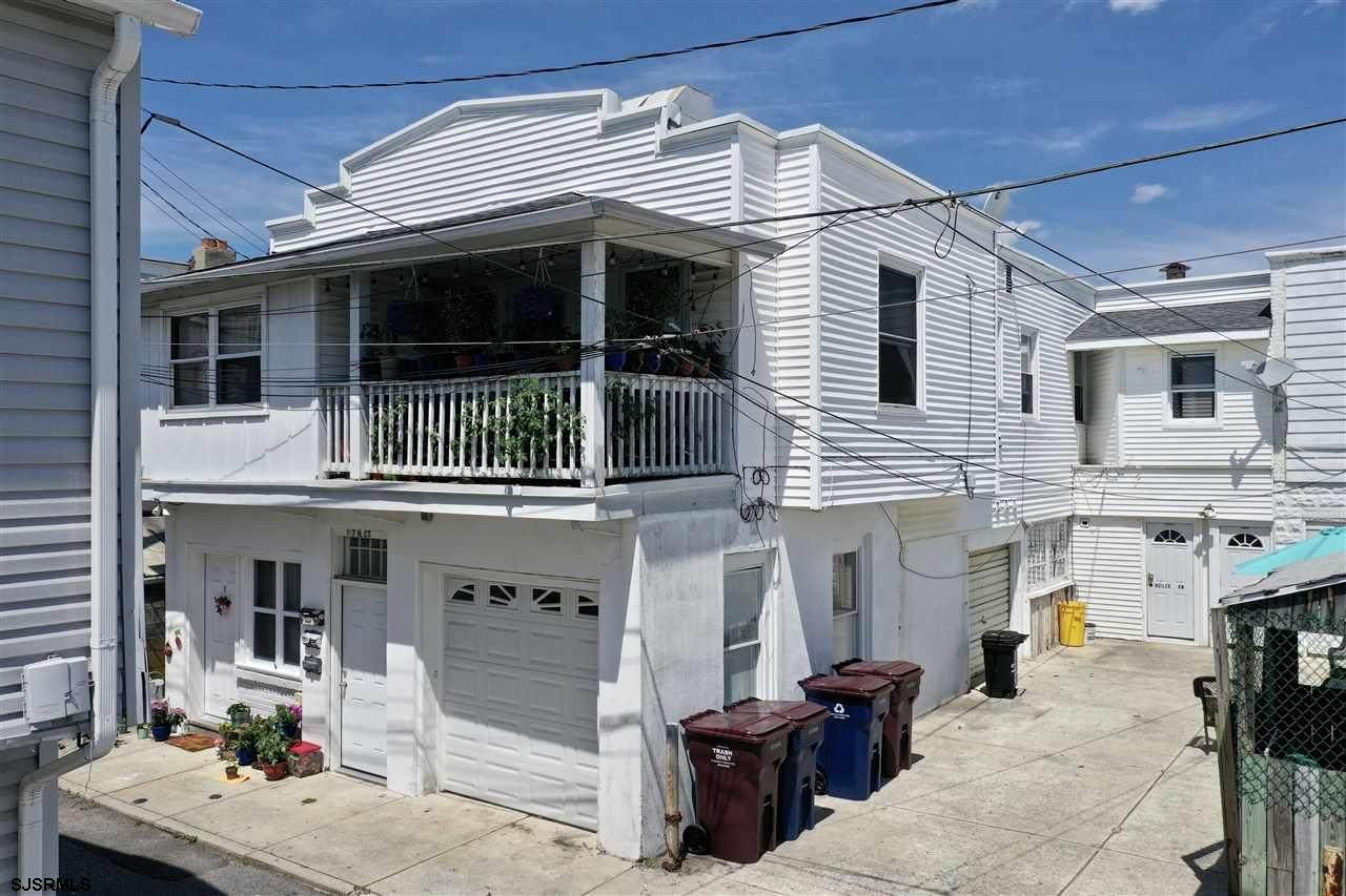 117 Newport Court - Photo 1