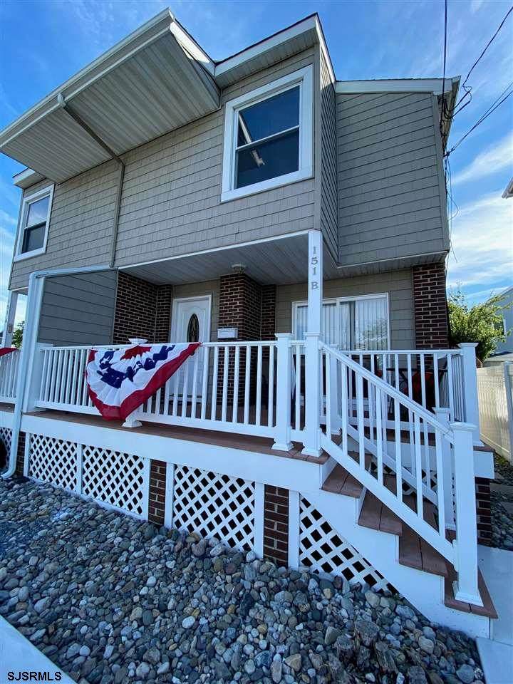 151 Sheridan - Photo 1