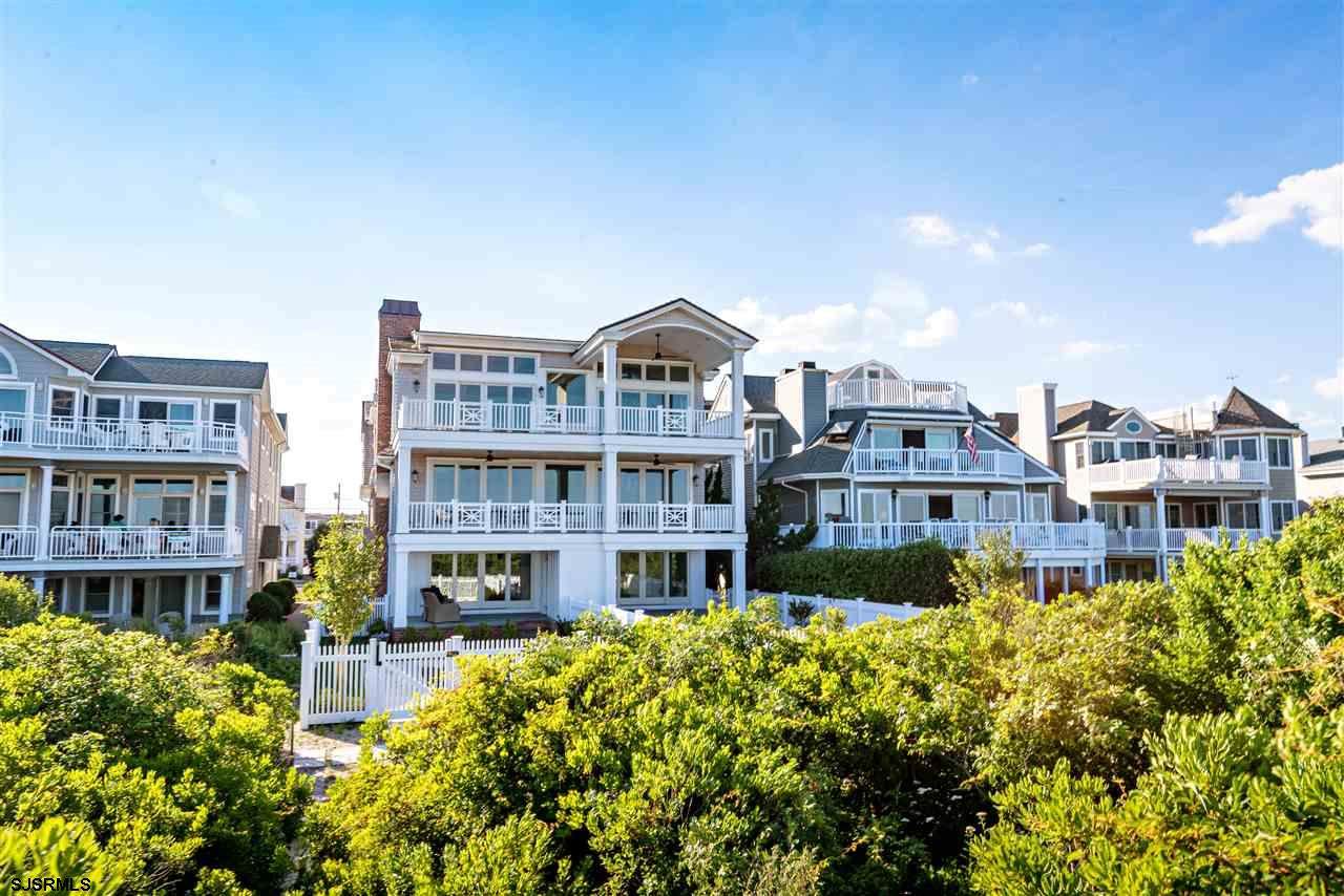 2519 Wesley - Photo 1