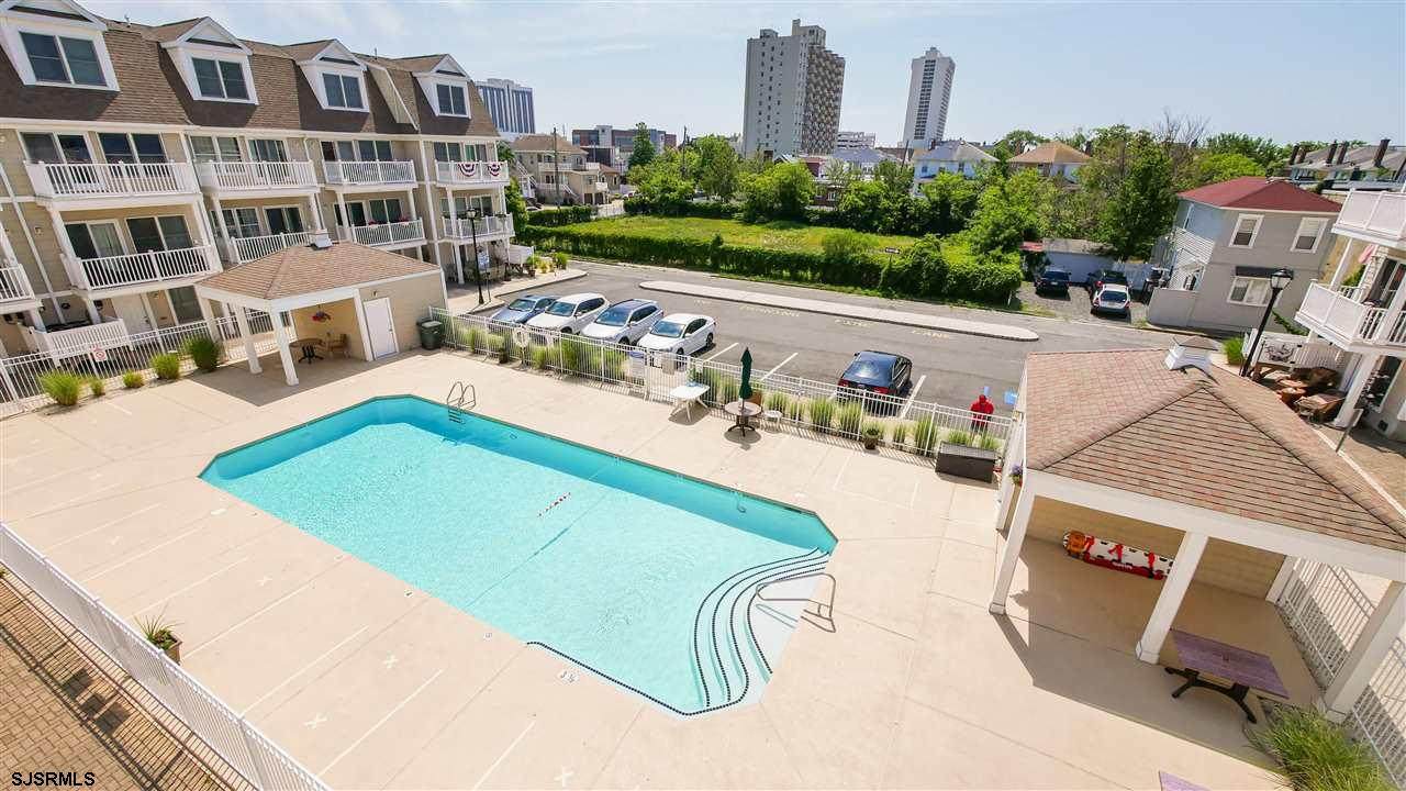 40 Chelsea - Photo 1