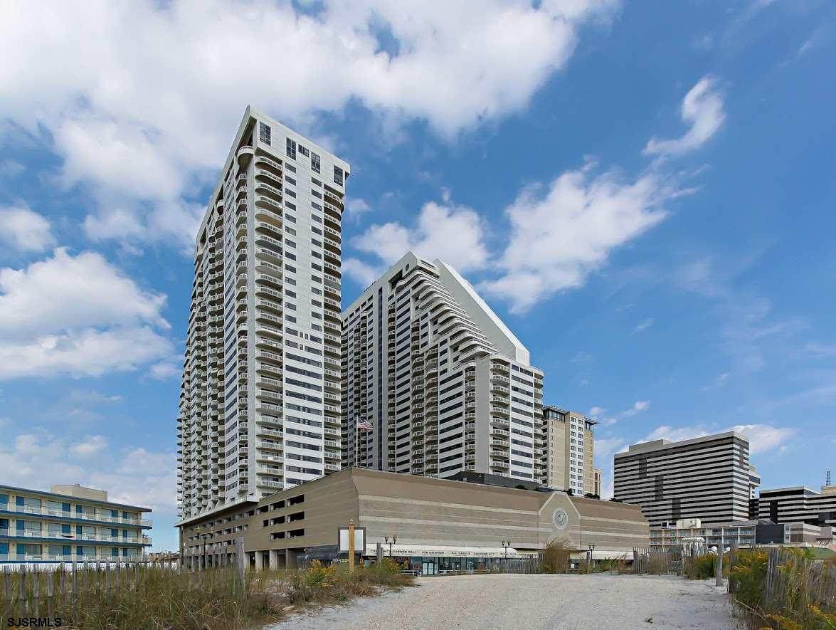 3101 Boardwalk 1210-1 - Photo 1