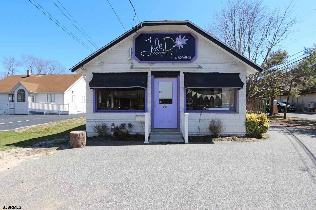 208 New Rd - Photo 1