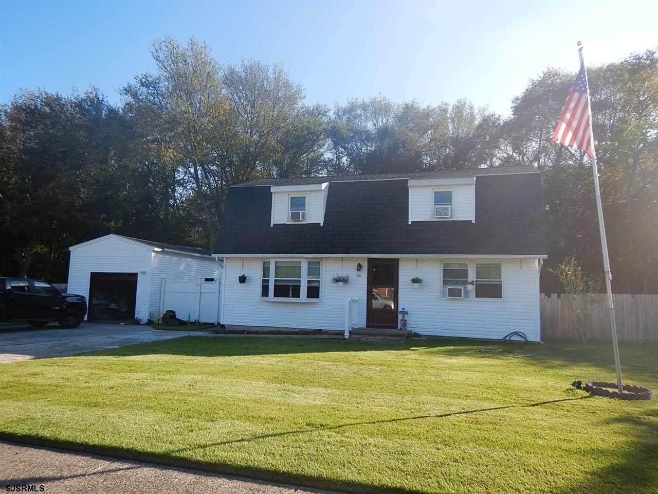 20 Frances Dr S - Photo 1