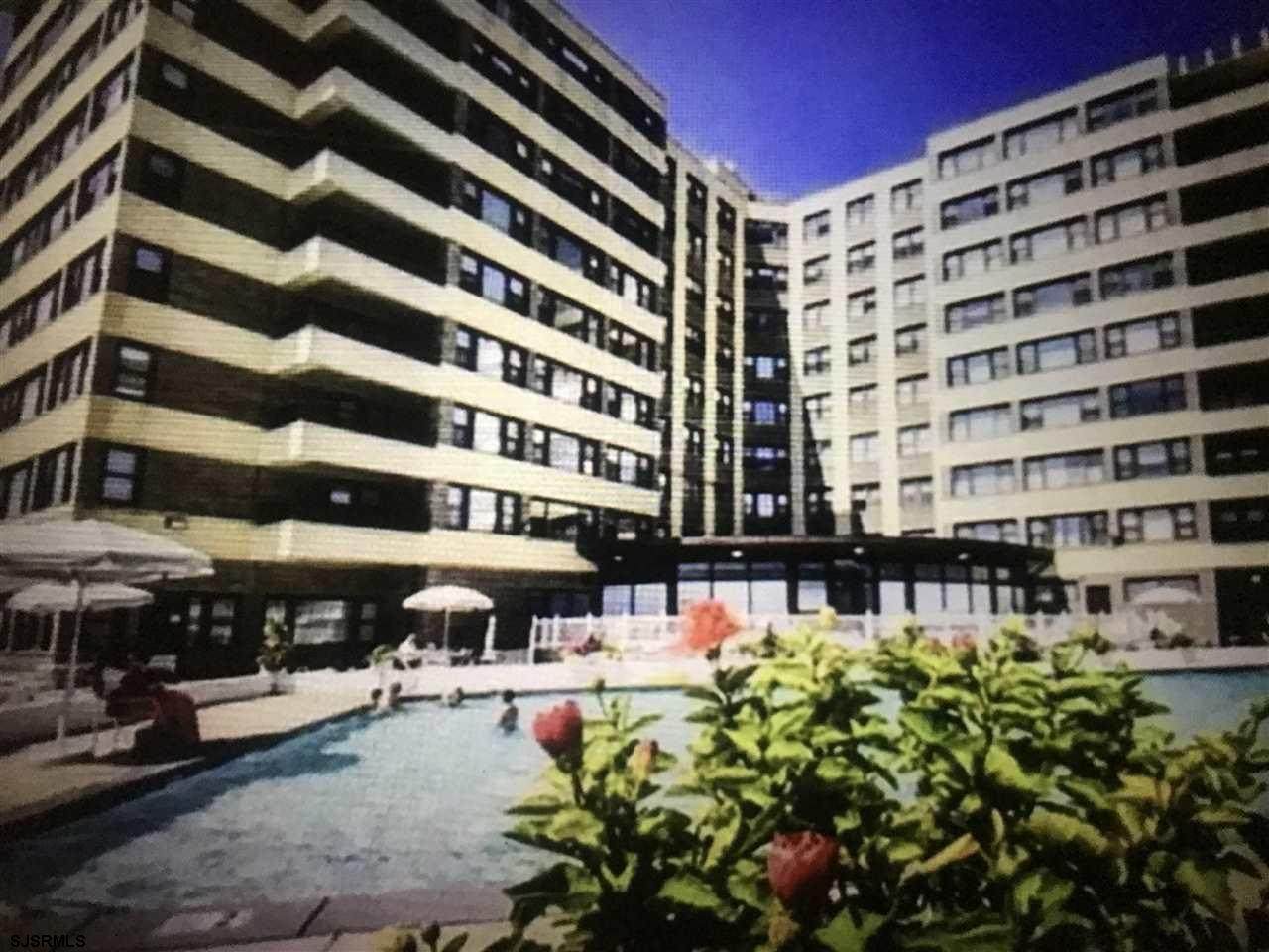 101 Raleigh - Photo 1